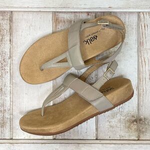 SoftWalk Brea Grey Leather Sandals